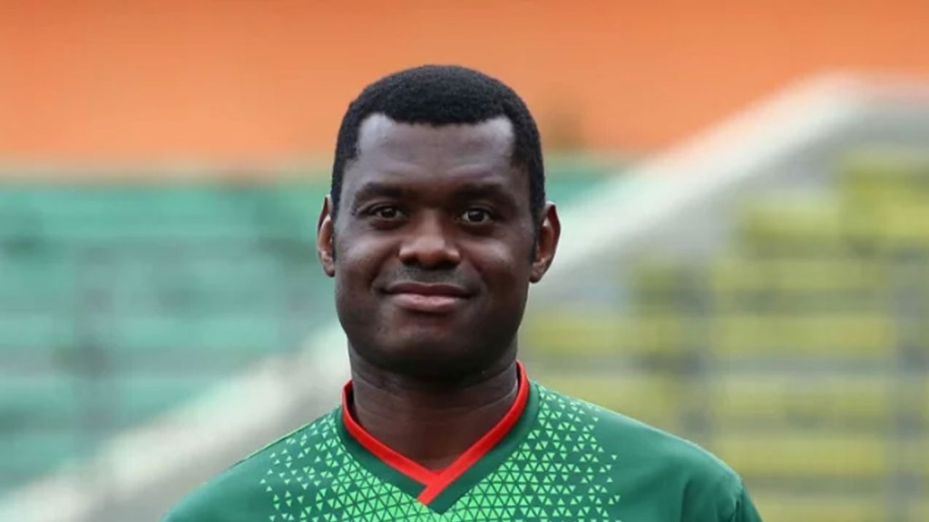 ব্রাদার্সে ফিরলেন ‘বাংলাদেশি’ এলিটা